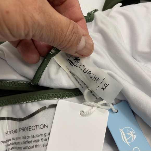 CUPSHE Women's One Piece Army Green Ruffled Lace Up V Neck Monokini Swimsuit - Picture 7 of 12